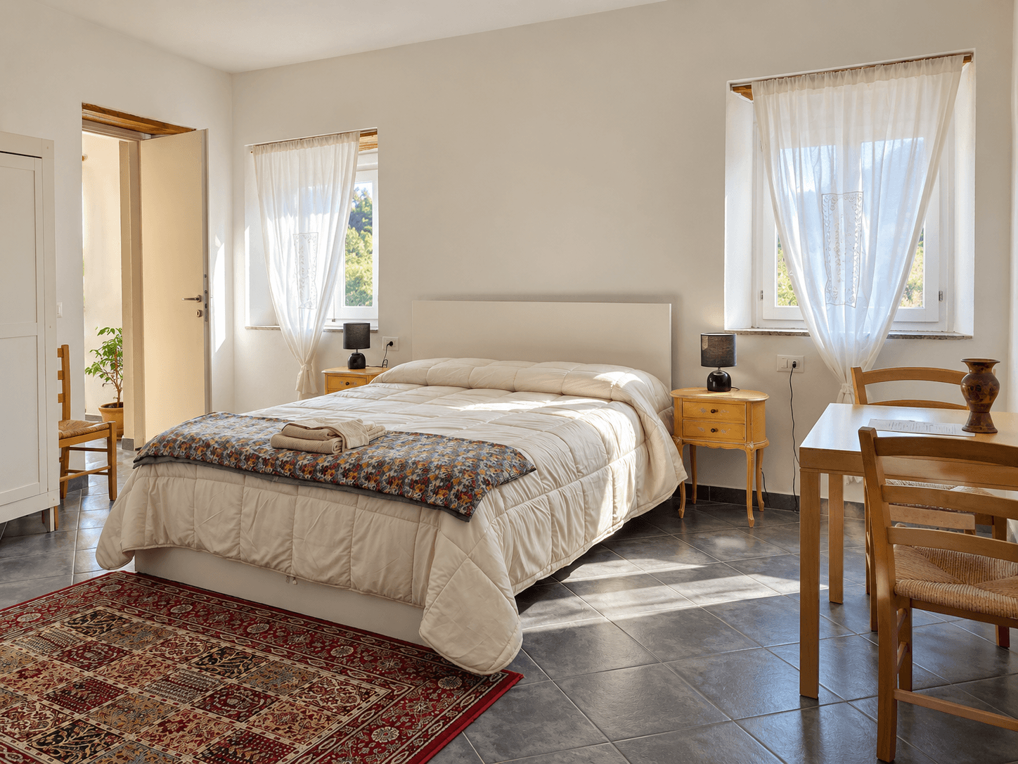 Lunaria Camera da letto B&B Sant'Anna - 1 Camera matrimoniale Lunaria del B&B Sant’Anna a Cairo Montenotte